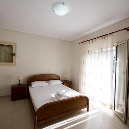 Manoleas - 5 *
