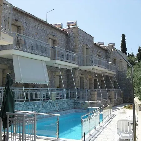 8 Furnished In For Rent. Lejlighed *